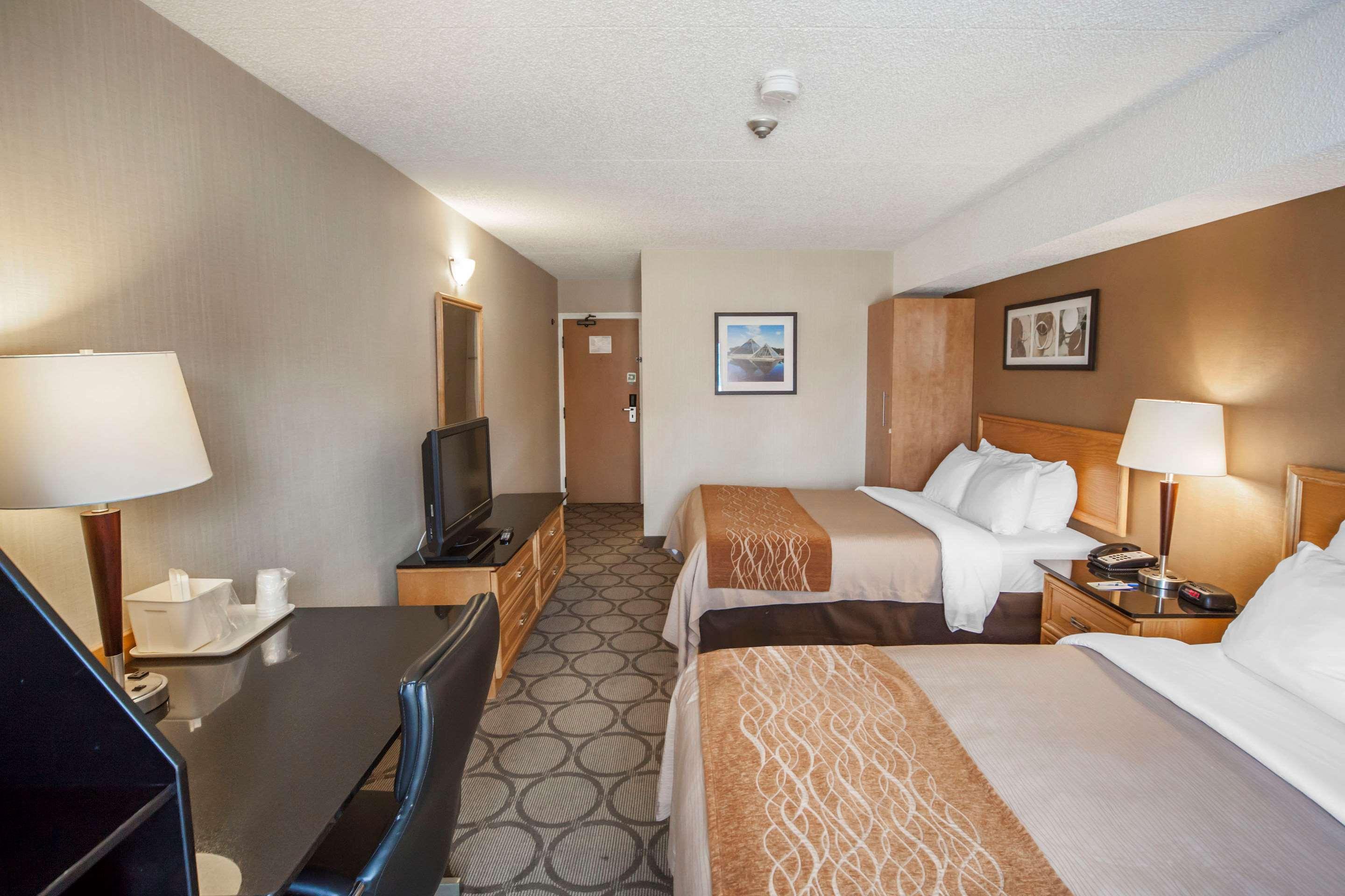 Comfort Inn Airport Winnipeg Exterior foto