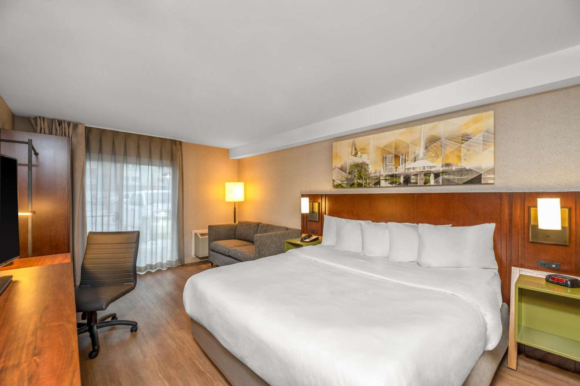 Comfort Inn Airport Winnipeg Exterior foto