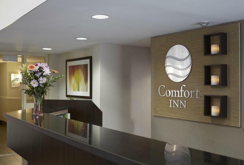 Comfort Inn Airport Winnipeg Exterior foto